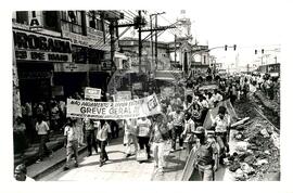 Greve Geral (São Paulo (Estado), 14 mar. 1989) [fotografia] / Fotógrafo(a) : Roberto Parizotti. -- Ref.: BR-SPMST_MST-SN-CIN_AMP_000374-001964-AMT.