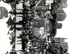 Mobilização no 1º de Maio na Praça da Sé (São Paulo-SP, 01 mai. 1986) [fotografia] / Fotógrafo(a) : Regina Vilela. -- Ref.: BR-SPMST_MST-SN-CIN_AMP_000366-001765-AMT.