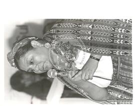 Rigoberta Menchu [Prêmio Nobel da Paz] (Mato Grosso do Sul, [sem data]) [fotografia] / Fotógrafo(a) : Arquivo MST. -- Ref.: BR-SPMST_MST-SN-CIN_AMP_001690-012679-PER.