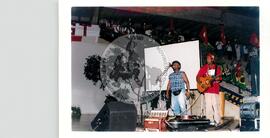 Encontro de Jovens do MST, na Ucicamp, 2o (Campinas-SP, 18 fev. 2000) [fotografia] / Fotógrafo(a) : Milene Medeiros. -- Ref.: BR-SPMST_MST-SN-CIN_AMP_000900-006598-ENJ.