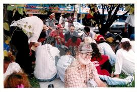 Marcha Sem Terra contra a prisão de 6 trabalhadores (São Paulo-SP, mar. 2000) [fotografia] / Fotógrafo(a) : Joaquim Duarte. -- Ref.: BR-SPMST_MST-SN-CIN_AMP_001425-011523-MAC.