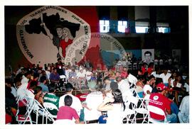 Encontro de Jovens do MST, na Ucicamp, 3o (Campinas-SP, 14 fev. 2001) [fotografia] / Fotógrafo(a) : Douglas Mansur. -- Ref.: BR-SPMST_MST-SN-CIN_AMP_000907-006948-ENJ.
