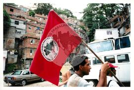 Semana Nacional de Cultura Brasileira e Reforma Agrária (Rio de Janeiro-RJ, 18 mar. 2002) [fotografia] / Fotógrafo(a) : Luciney Martins. -- Ref.: BR-SPMST_MST-SN-CIN_AMP_001813-013216-NDT.