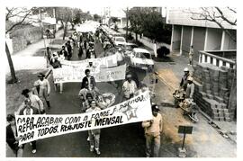 Grito da Terra (Paraná, mai. 1994) [fotografia] / Fotógrafo(a) : Douglas Mansur. -- Ref.: BR-SPMST_MST-SN-CIN_AMP_000431-002525-AMT.