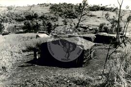 Ocupação Fazenda Padroeira (Metalândia-PR, 15 nov. 1986) [fotografia] / Fotógrafo(a) : Edson Mazzeto. -- Ref.: BR-SPMST_MST-SN-CIN_AMP_001890-014201-OCU.