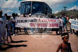 Ato na tribo Caramuru com o MST pelo aniversário da morte do índio Galdino (Pau Brasil-BA, [sem data]) [fotografia] / Fotógrafo(a) : Arquivo MST. -- Ref.: BR-SPMST_MST-SN-CIN_AMP_000508-002906-AMT.
