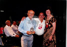 Congresso Nacional do MST, 4o (Distrito Federal (Brasil), 07 ago. 2000) [fotografia] / Fotógrafo(a) : Douglas Mansur ; Paula Reis ; João Zinclar. -- Ref.: BR-SPMST_MST-SN-CIN_AMP_000713-004574-CGR.