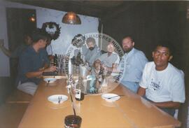 Viagem de Joelson, Ênio e João Pedro (Ásia, 1996) [fotografia] / Fotógrafo(a) : Lito Ocampo. -- Ref.: BR-SPMST_MST-SN-CIN_AMP_001137-009473-RIT.