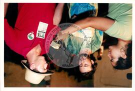 Semana Nacional de Cultura Brasileira e Reforma Agrária (Rio de Janeiro-RJ, 18 mar. 2002) [fotografia] / Fotógrafo(a) : Luciney Martins. -- Ref.: BR-SPMST_MST-SN-CIN_AMP_001816-013359-NDT.