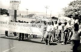 Mobilização no julgamento do assasinato do indígena Marçal de Souza (Mato Grosso do Sul, 29 mar. 1993) [fotografia] / Fotógrafo(a) : Arquivo MST. -- Ref.: BR-SPMST_MST-SN-CIN_AMP_000605-003450-AMT.