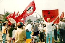 Manifestação (Dionísio Cerqueira-SC, 1989) [fotografia] / Fotógrafo(a) : Chiquinho. -- Ref.: BR-SPMST_MST-SN-CIN_AMP_000483-002816-AMT.