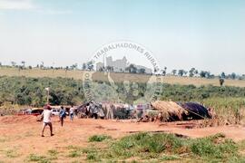 Curso de Militantes de Base do Conesul, 3o (Glória dos Dourados-MS, 02 a 05 mai.) [fotografia] / Fotógrafo(a) : Arquivo MST. -- Ref.: BR-SPMST_MST-SN-CIN_AMP_000861-005785-CUR.