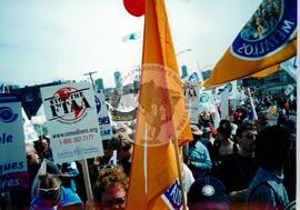 Protesto (Quebec (Canadá), 21 abr. 2001) [fotografia] / Fotógrafo(a) : Maísa Mendonça. -- Ref.: BR-SPMST_MST-SN-CIN_AMP_001057-008562-RIT.