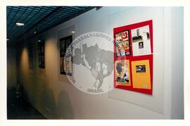 Exposição e Lançamento da Revista Sem Terra edição n 10 (São Paulo (Estado), 30 mar. 2000) [fotografia] / Fotógrafo(a) : Douglas Mansur. -- Ref.: BR-SPMST_MST-SN-CIN_AMP_001035-008228-ELF.