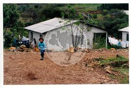 Assentamento "30 de outubro" do MST (Santa Catarina, [sem data]) [fotografia] / Fotógrafo(a) : Douglas Mansur. -- Ref.: BR-SPMST_MST-SN-CIN_AMP_000199-001473-ASS.