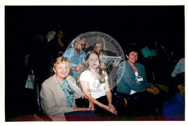 Tribunal Internacional dos Crimes do Latifúndio e da Política Governamental de Violação dos Direitos Humanos (Curitiba-PR, 02 mai. 2001) [fotografia] / Fotógrafo(a) : Douglas Mansur. -- Ref.: BR-SPMST_MST-SN-CIN_AMP_000135-001025-ACS.