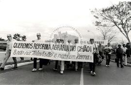Jejum por Terra e Justiça (Distrito Federal (Brasil), 07 jul. 1986) [fotografia] / Fotógrafo(a) : Eduardo Tavares. -- Ref.: BR-SPMST_MST-SN-CIN_AMP_000566-003175-AMT.
