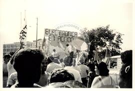 Mobilização pelo 1º de Maio (Cuba, [sem data]) [fotografia] / Fotógrafo(a) : Arquivo MST. -- Ref.: BR-SPMST_MST-SN-CIN_AMP_001044-008425-RIT.