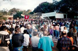 Manifestação (Roncador-PR, 18 jun. 1992) [fotografia] / Fotógrafo(a) : Marcos Bergamasso. -- Ref.: BR-SPMST_MST-SN-CIN_AMP_000429-002520-AMT.