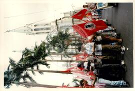 Mobilização (São Paulo-SP, 17 abr. 1988) [fotografia] / Fotógrafo(a) : Douglas Mansur. -- Ref.: BR-SPMST_MST-SN-CIN_AMP_000373-001888-AMT.
