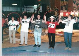 Congresso Nacional do MST, 4o (Distrito Federal (Brasil), 07 ago. 2000) [fotografia] / Fotógrafo(a) : Douglas Mansur ; Paula Reis ; João Zinclar. -- Ref.: BR-SPMST_MST-SN-CIN_AMP_000714-004600-CGR.