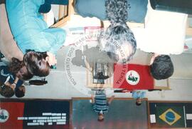 Reunião do Coletivo Nacional de Comunicação (São Paulo-SP, jul. 2001) [fotografia] / Fotógrafo(a) : Letícia Barqueta. -- Ref.: BR-SPMST_MST-SN-CIN_AMP_001940-014607-ACS.