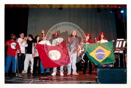 Lançamento do CD "Arte em Movimento" (Rio de Janeiro (Estado), 22 jul. 1998) [fotografia] / Fotógrafo(a) : Arquivo MST. -- Ref.: BR-SPMST_MST-SN-CIN_AMP_000804-005151-CUL.