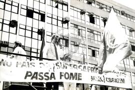 Maragon [Deputado Federal, PT] (Brasil, [sem data]) [fotografia] / Fotógrafo(a) : Aurélio Couto ; Carlos Carvalho ; Cláudio Somacal ; Karine Emerich. -- Ref.: BR-SPMST_MST-SN-CIN_AMP_001630-012460-PER.