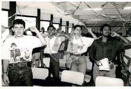 Encontro Nacional, 7o (Salvador-BA, dez. 1992) [fotografia] / Fotógrafo(a) : Douglas Mansur. -- Ref.: BR-SPMST_MST-SN-CIN_AMP_000994-007781-ENC.