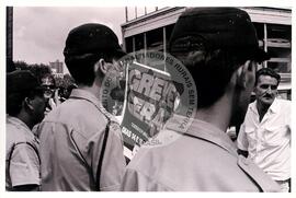 Greve Geral (São Paulo (Estado), 14 mar. 1989) [fotografia] / Fotógrafo(a) : Roberto Parizotti. -- Ref.: BR-SPMST_MST-SN-CIN_AMP_000374-001947-AMT.