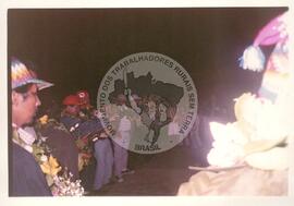 Marcha MST-Bolivia e encontro contra a ALCA (Bolivia, 16 mai. 2002) [fotografia] / Fotógrafo(a) : Joaquin Piñero (Kima). -- Ref.: BR-SPMST_MST-SN-CIN_AMP_001088-008758-RIT.