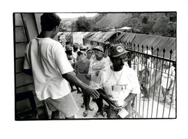 Marcha Nacional do MST (Minas Gerais, 27 fev. 1997) [fotografia] / Fotógrafo(a) : Carlos Carvalho. -- Ref.: BR-SPMST_MST-SN-CIN_AMP_001411-011375-MAC.