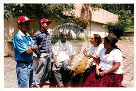 Curso de Formação Latino Americano de Organizações Camponesas, 1o (Cajamar-SP, 02 nov. 1998) [fotografia] / Fotógrafo(a) : Douglas Mansur. -- Ref.: BR-SPMST_MST-SN-CIN_AMP_001146-009632-RIT.