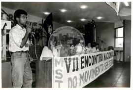 Encontro Nacional, 7o (Salvador-BA, dez. 1992) [fotografia] / Fotógrafo(a) : Douglas Mansur. -- Ref.: BR-SPMST_MST-SN-CIN_AMP_000994-007813-ENC.