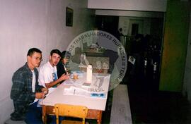 Encontro do Setor de Comunicação no Centro Roseli Nunes (Brasil, [sem data]) [fotografia] / Fotógrafo(a) : Arquivo MST. -- Ref.: BR-SPMST_MST-SN-CIN_AMP_001004-007835-ENC.