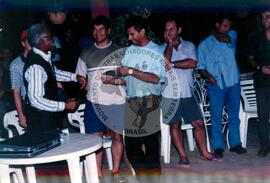 Delegação do MST em Cuba - 40º Aniversário da ANAP (Cuba, 15 mai. 1999) [fotografia] / Fotógrafo(a) : Nilton Viana. -- Ref.: BR-SPMST_MST-SN-CIN_AMP_001042-008319-RIT.