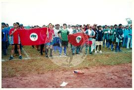 Abertura da Copa de Futebol no Pontal (Teodoro Sampaio-SP, ago. 2001) [fotografia] / Fotógrafo(a) : Leticia Barqueta. -- Ref.: BR-SPMST_MST-SN-CIN_AMP_000815-005394-CUL.