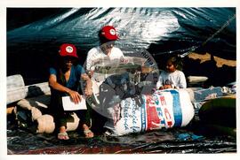 Acampamento "Parque Tropeiro" do MST (Curitiba-PR, 02 mai. 2001) [fotografia] / Fotógrafo(a) : Douglas Mansur. -- Ref.: BR-SPMST_MST-SN-CIN_AMP_000075-000610-ACP.