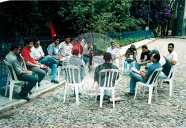 Encontro Estadual do MST, 10o (Belo Horizonte-MG, jan. 2002) [fotografia] / Fotógrafo(a) : Pascoal August. -- Ref.: BR-SPMST_MST-SN-CIN_AMP_000933-007292-ENC.