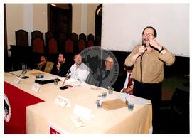 Ato de apoio ao MST na UFRJ (Rio de Janeiro (Estado), [sem data]) [fotografia] / Fotógrafo(a) : André Teles. -- Ref.: BR-SPMST_MST-SN-CIN_AMP_000558-003109-AMT.