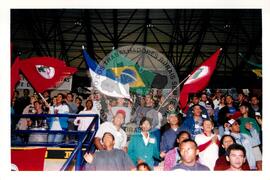 Encontro de Jovens do MST, na Ucicamp, 1o (Campinas-SP, 02 jul. 1999) [fotografia] / Fotógrafo(a) : Douglas Mansur. -- Ref.: BR-SPMST_MST-SN-CIN_AMP_000898-006366-ENJ.