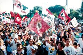 Grito dos Excluídos (Fortaleza-CE, 07 set. 1998) [fotografia] / Fotógrafo(a) : Estácio Júnior. -- Ref.: BR-SPMST_MST-SN-CIN_AMP_000514-002921-AMT.