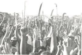 Manifestação (Bahia, 1996) [fotografia] / Fotógrafo(a) : [sem autoria]. -- Ref.: BR-SPMST_MST-SN-CIN_AMP_000507-002902-AMT.