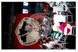 Encontro de Jovens do MST, na Ucicamp, 3o (Campinas-SP, 14 fev. 2001) [fotografia] / Fotógrafo(a) : Douglas Mansur. -- Ref.: BR-SPMST_MST-SN-CIN_AMP_000907-006972-ENJ.