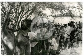 Ato ecumênico dos 100 de Canudos (Bahia, out. 1993) [fotografia] / Fotógrafo(a) : Douglas Mansur. -- Ref.: BR-SPMST_MST-SN-CIN_AMP_000506-002896-AMT.