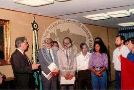 Audiência com o Presidente Itamar Franco (Distrito Federal (Brasil), 02 fev. 1993) [fotografia] / Fotógrafo(a) : Cassiana Caparelli. -- Ref.: BR-SPMST_MST-SN-CIN_AMP_000630-003552-ARV.