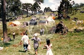 Ocupações em Santa Catarina  (Santa Catarina, [sem data]) [fotografia] / Fotógrafo(a) : Arquivo MST ; Dirceu P. Vieira. -- Ref.: BR-SPMST_MST-SN-CIN_AMP_001833-013962-OCU.