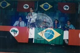 Encontro Estadual do MST, 10o (Belo Horizonte-MG, jan. 2002) [fotografia] / Fotógrafo(a) : Gildo Aguiar. -- Ref.: BR-SPMST_MST-SN-CIN_AMP_000935-007362-ENC.