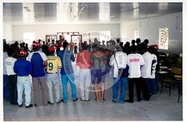 Encontro Estadual do Setor de Comunicação do MST – Centro de Capacitação Canudos no Assentamento "Quissamã" do MST (Sergipe, 07 dez. 2002) [fotografia] / Fotógrafo(a) : Leticia Barqueta. -- Ref.: BR-SPMST_MST-SN-CIN_AMP_001021-007904-ENC.