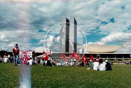 Congresso Nacional do MST, 3o (Distrito Federal (Brasil), 25 jul. 1995) [fotografia] / Fotógrafo(a) : Douglas Mansur ; Débora Lerrer. -- Ref.: BR-SPMST_MST-SN-CIN_AMP_000708-004380-CGR.